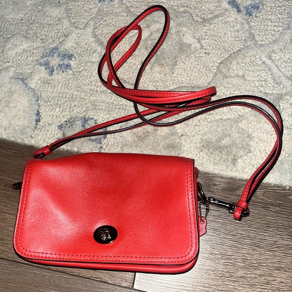 Coach Handbags - EUC Coach Legacy Penny Crossbody Bag